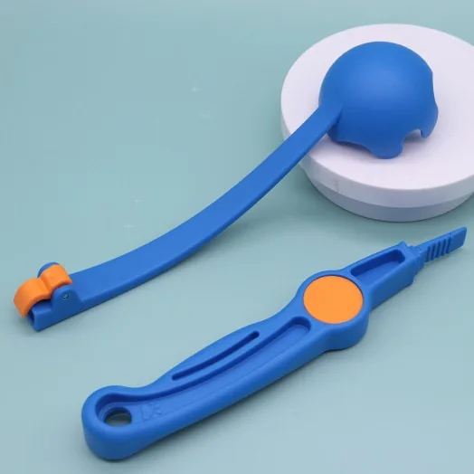 Ball launcher